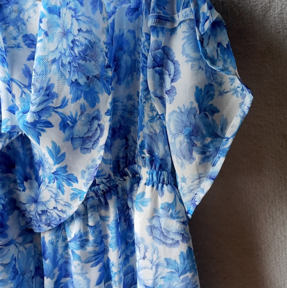 Show Me Your Mumu Quinn Floral Cold-Shoulder Romper - Picture 7 of 12